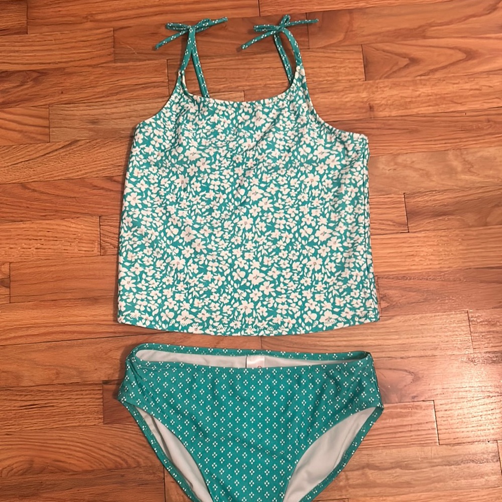 Girls swim